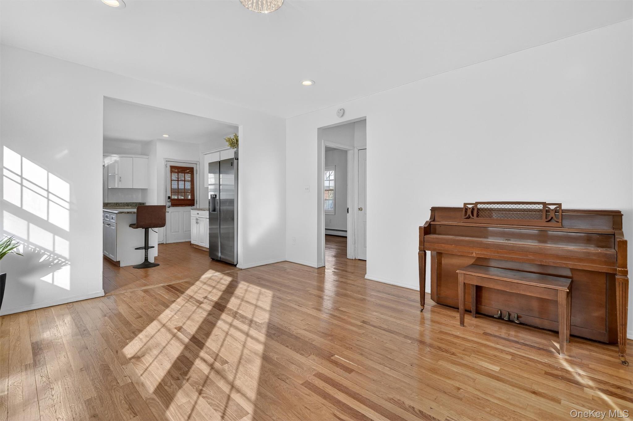 #8 photo, 138-16 230th Street, Куинс ‖ Laurelton , NY 11413