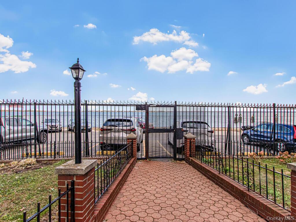 #18 photo, 1110 Stadium Avenue, برونكس Bronx , NY 10465