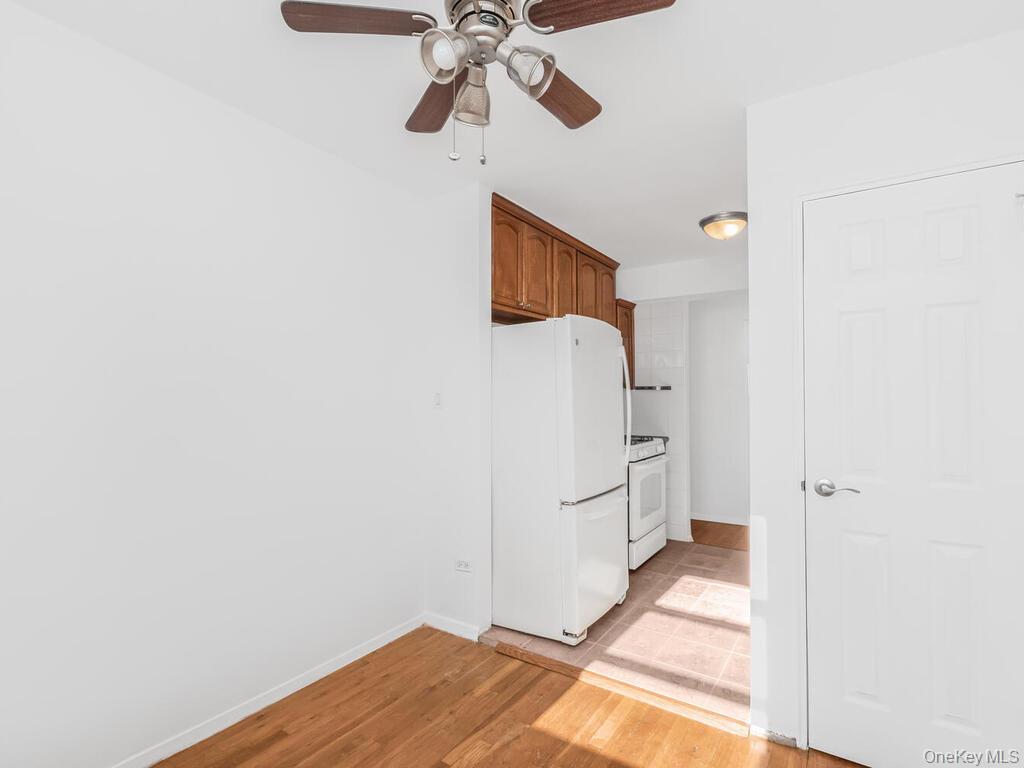 #5 photo, 1110 Stadium Avenue, برونكس Bronx , NY 10465