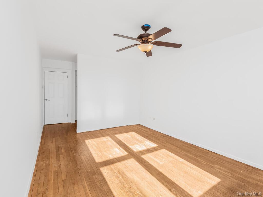 #8 photo, 1110 Stadium Avenue, برونكس Bronx , NY 10465