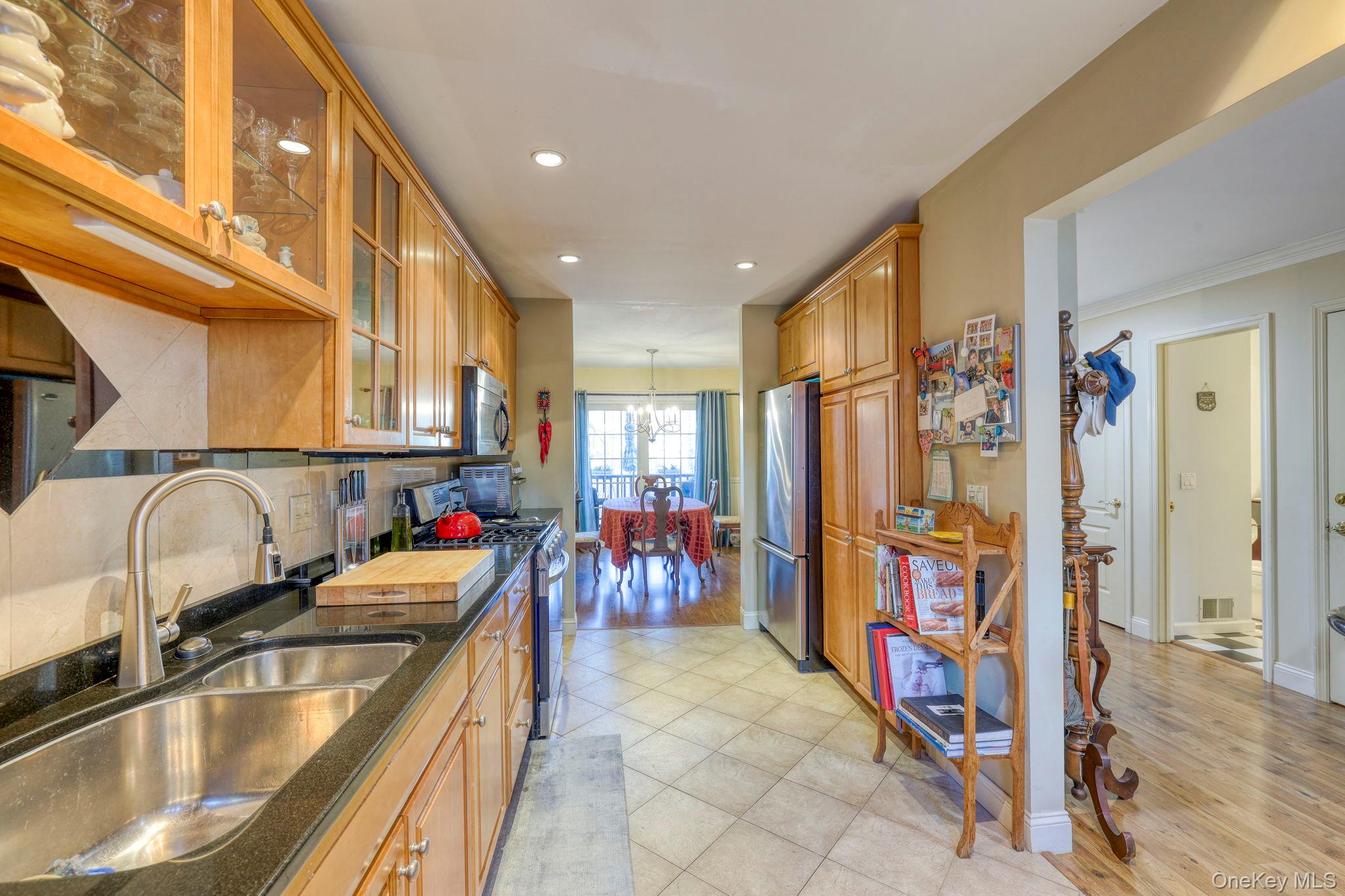 #4 photo, 7 Birkdale Court, Poughkeepsie , NY 12603