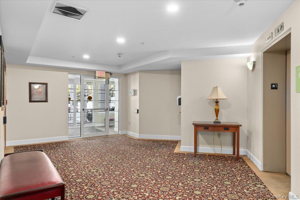 #3 photo, 312 Sutton Drive, Mount Kisco , NY 10549