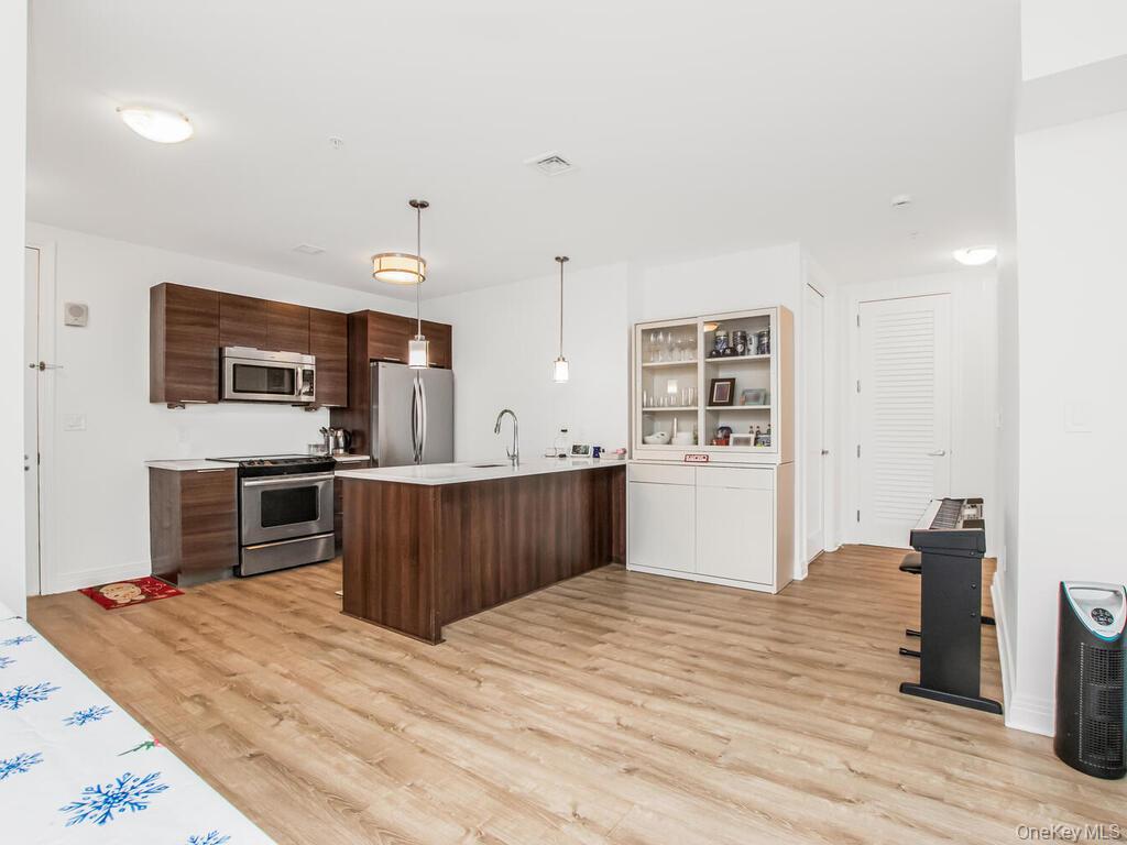 #10 photo, 701 Ridge Hill Boulevard, Yonkers , NY 10710