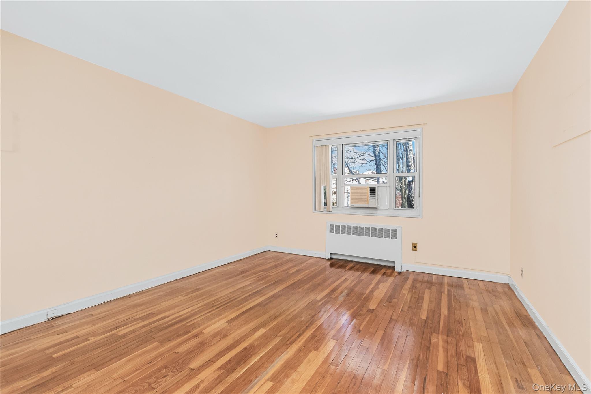 #3 photo, 6 Dehaven Drive, Yonkers , NY 10703