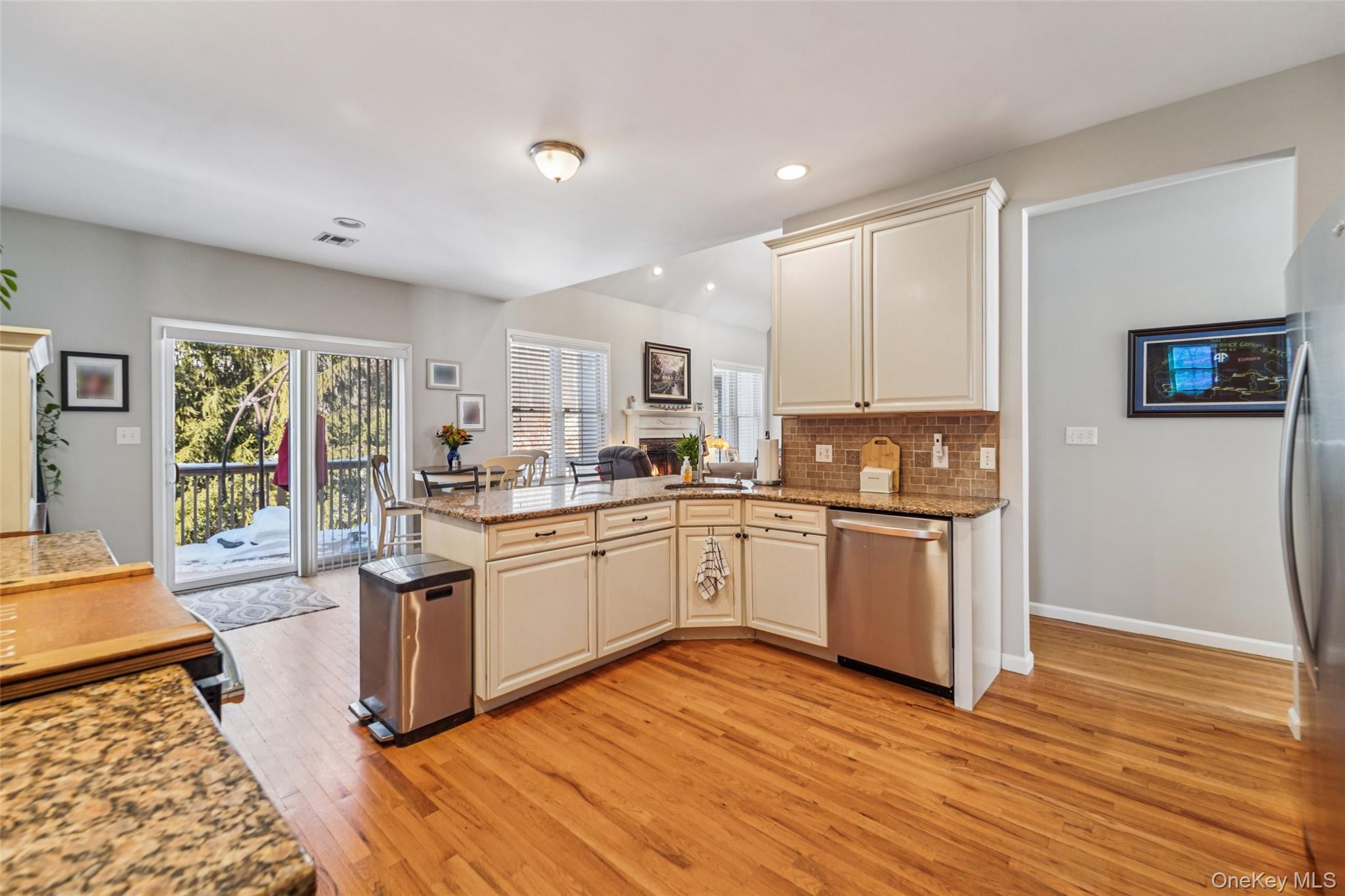 #19 photo, 3 Eagle Crest, Fort Montgomery , NY 10922