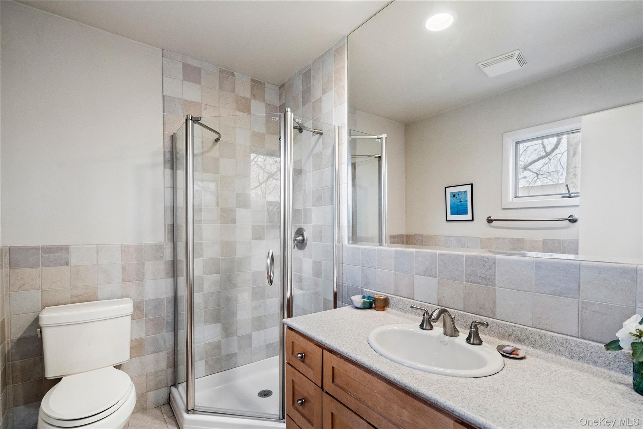 #14 photo, 32 Arbor Road, Нассау ‖ East Hills , NY 11577