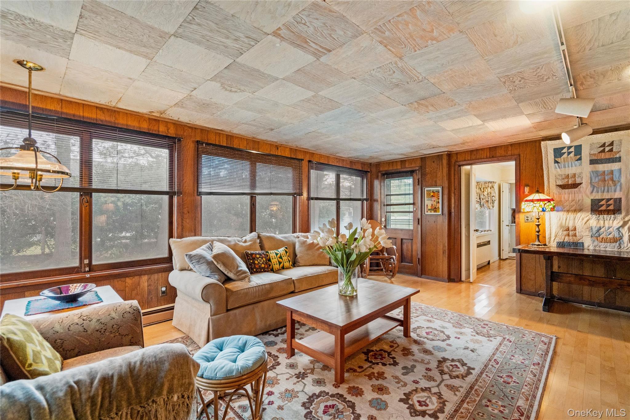 #7 photo, 32 Arbor Road, Нассау ‖ East Hills , NY 11577