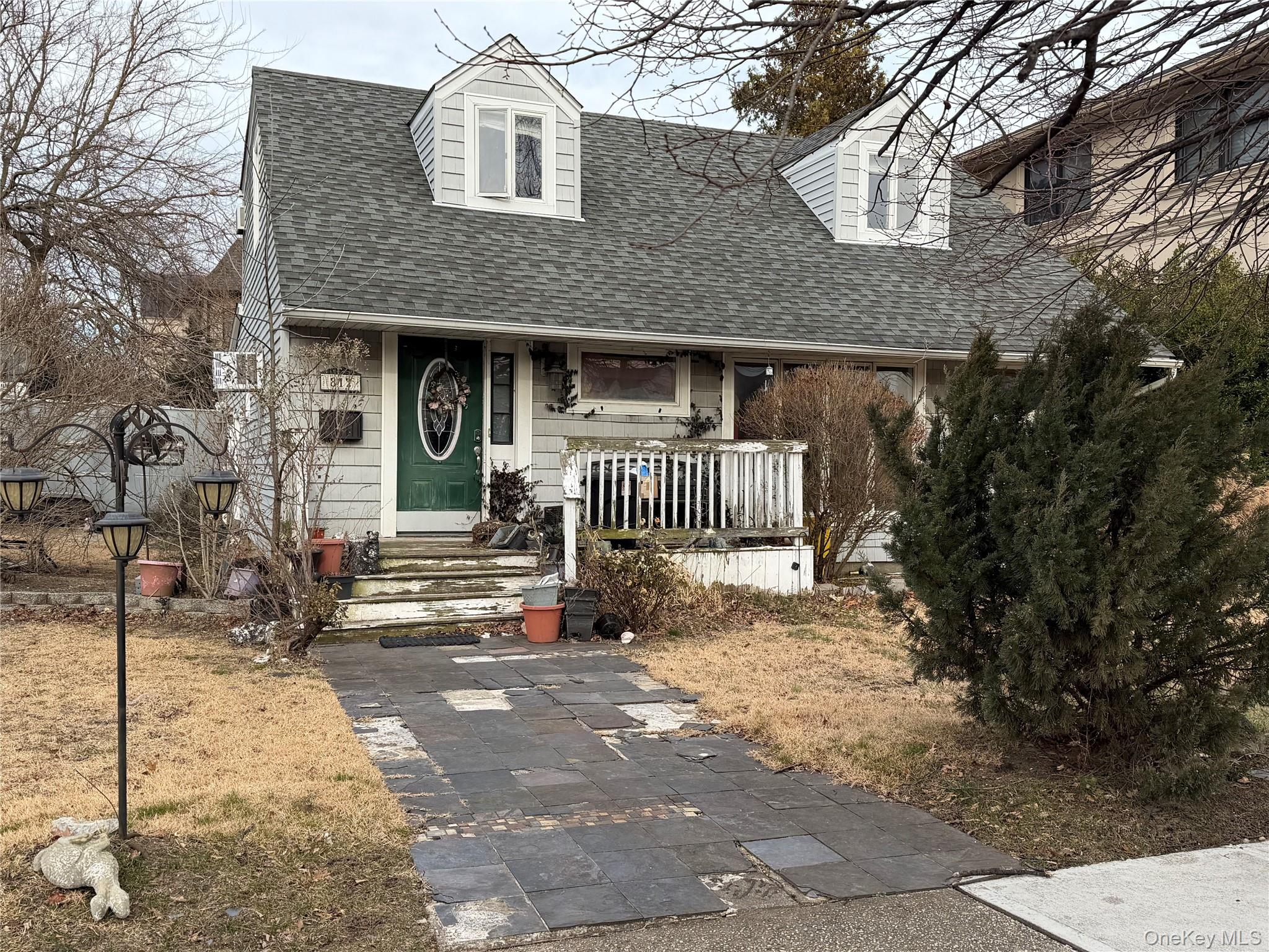 #1 photo, 812 Ibsen Street, Woodmere , NY 11598