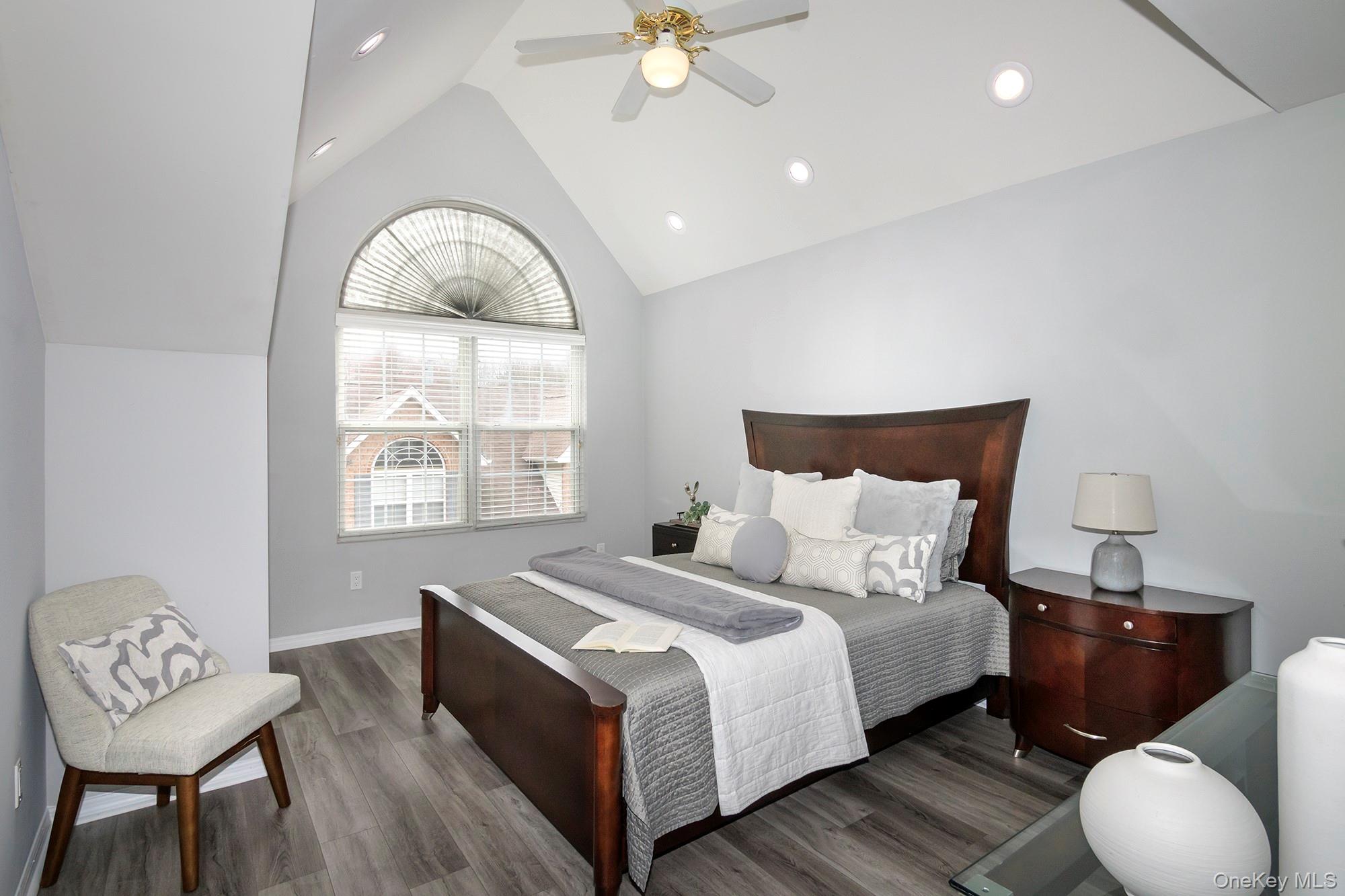 #6 photo, 6 Pinnacle Drive, Саффолк ‖ Port Jefferson , NY 11777