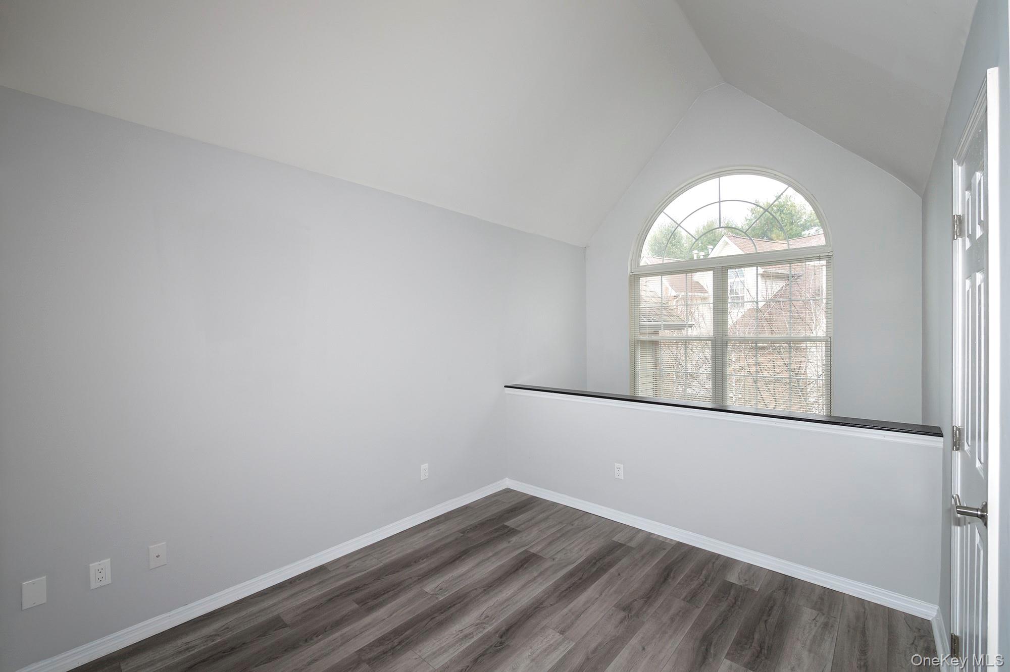 #9 photo, 6 Pinnacle Drive, Саффолк ‖ Port Jefferson , NY 11777