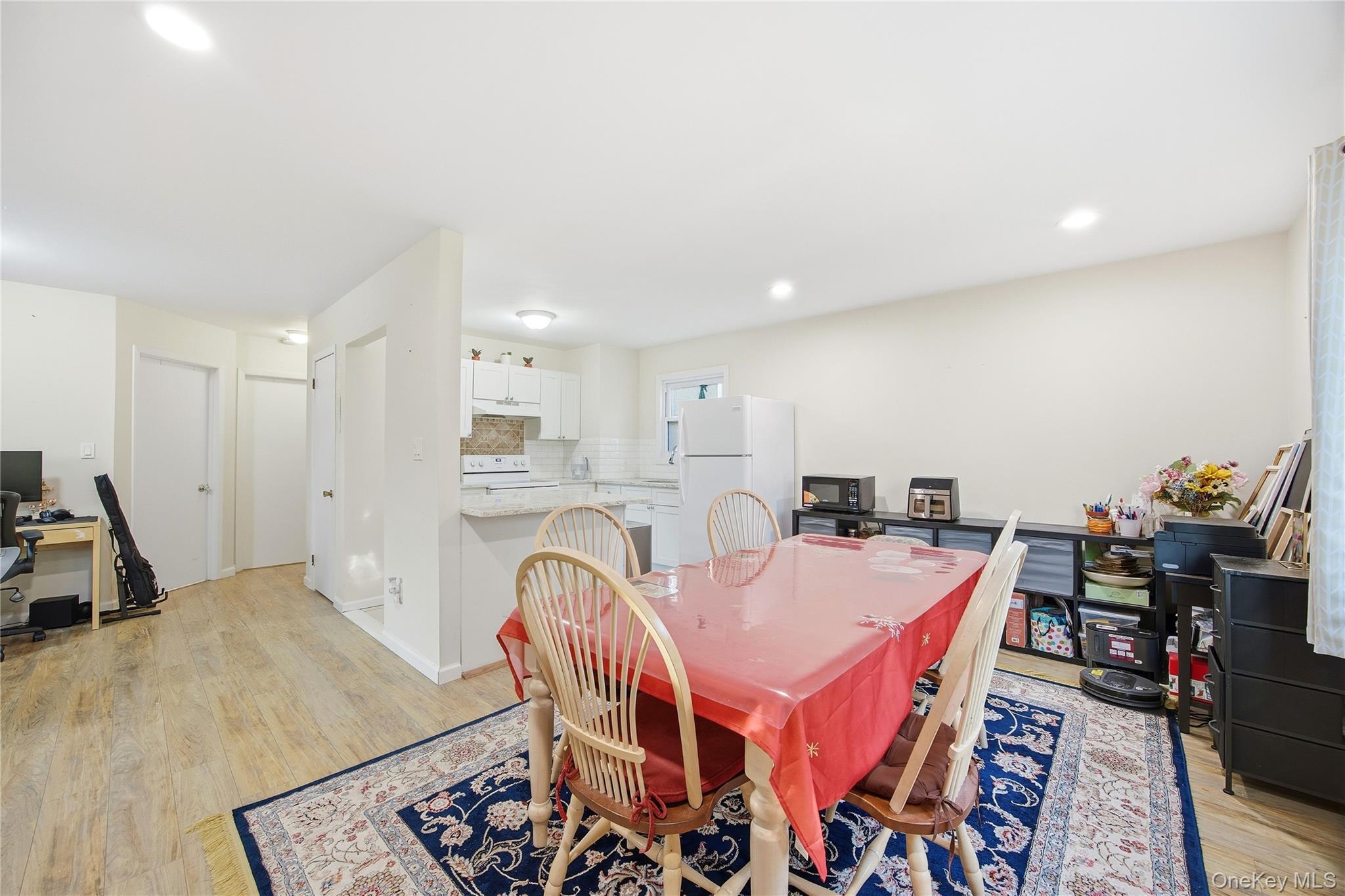 #10 photo, 22 Midland Avenue, Саффолк ‖ Port Jefferson , NY 11777