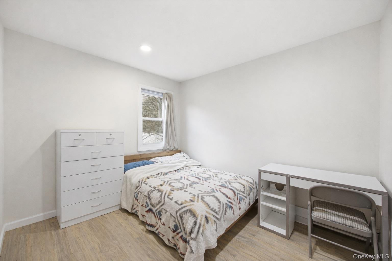 #15 photo, 22 Midland Avenue, Саффолк ‖ Port Jefferson , NY 11777