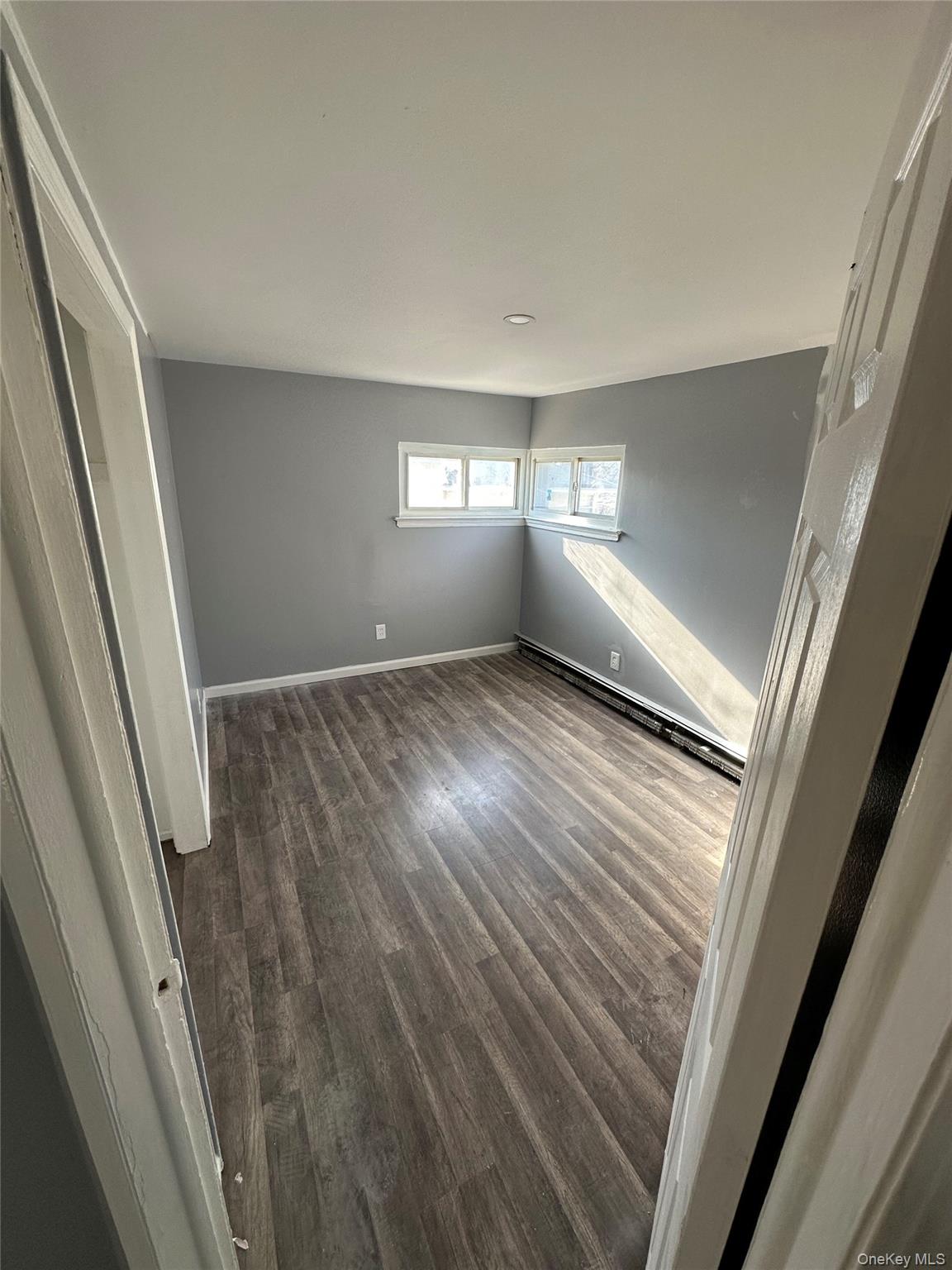 #16 photo, 1371 Rosser Avenue, Нассау ‖ Elmont , NY 11003