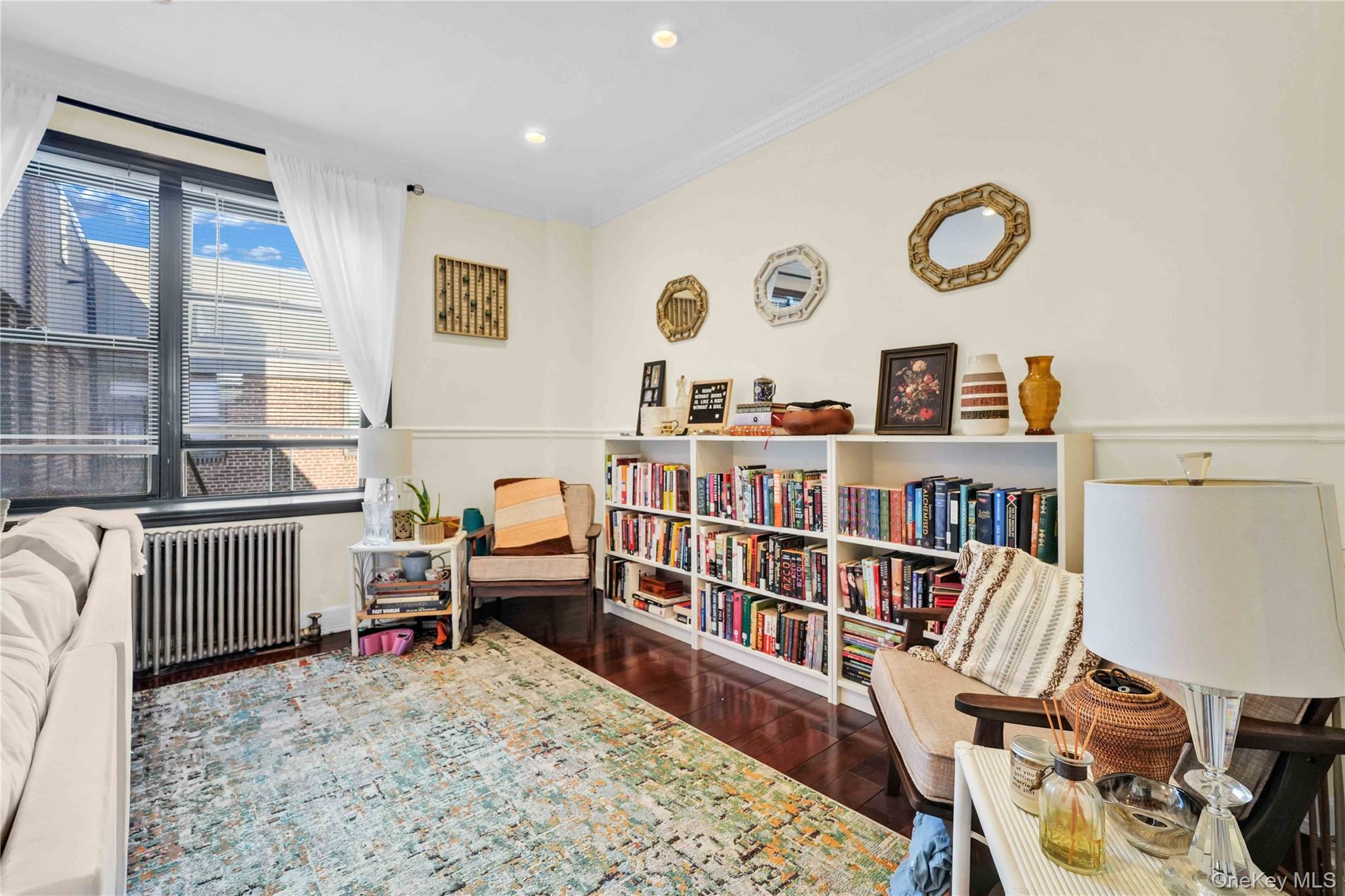 #7 photo, 2235 75th Street, Куинс ‖ East Elmhurst , NY 11370