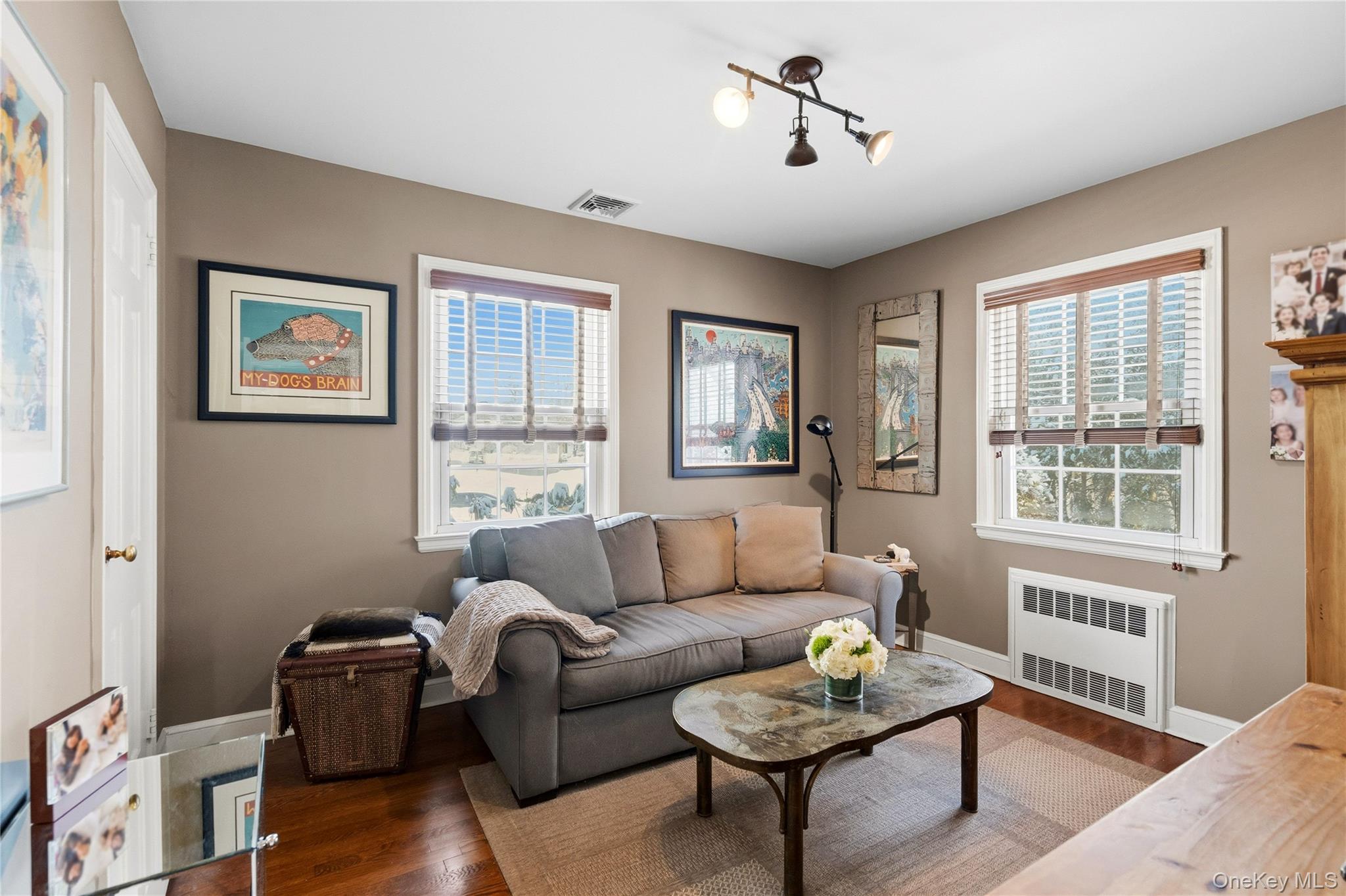 #12 photo, 30 Glenwood Lane, Нассау ‖ East Hills , NY 11577