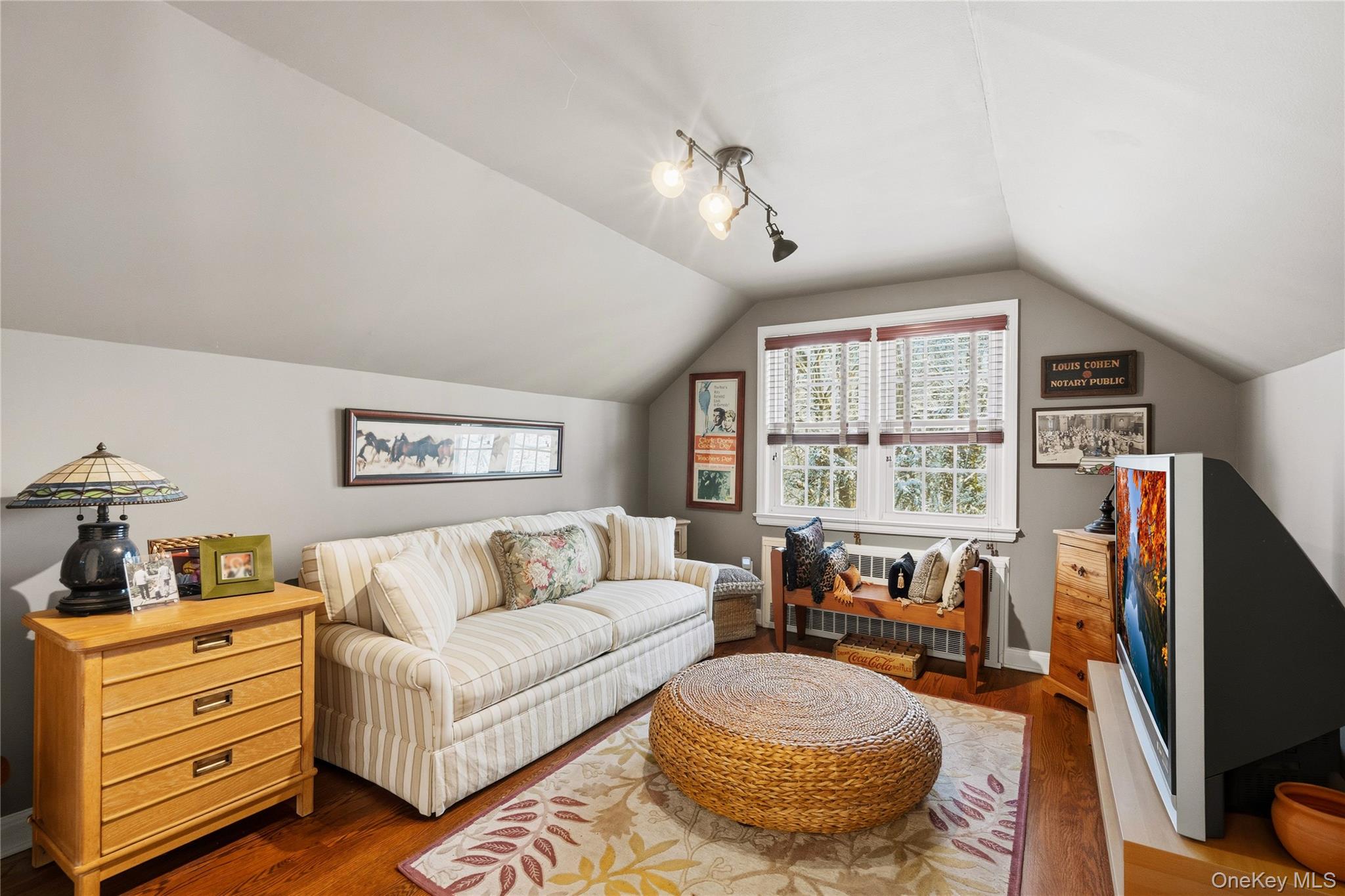 #16 photo, 30 Glenwood Lane, Нассау ‖ East Hills , NY 11577