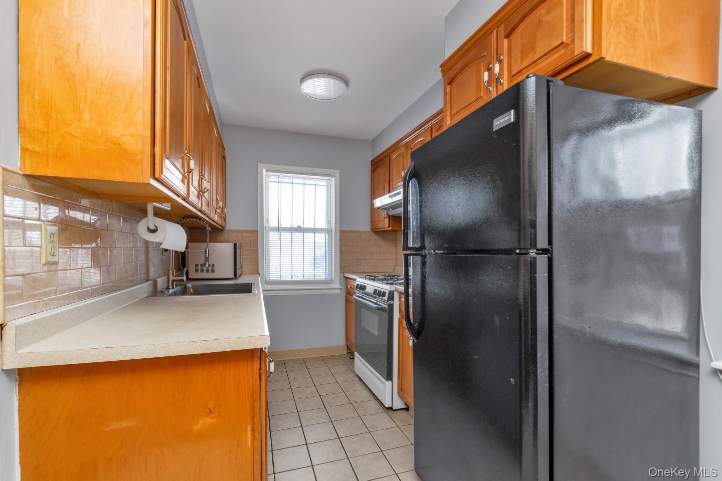 #7 photo, 220-03 130th Avenue, Springfield Gardens , NY 11413