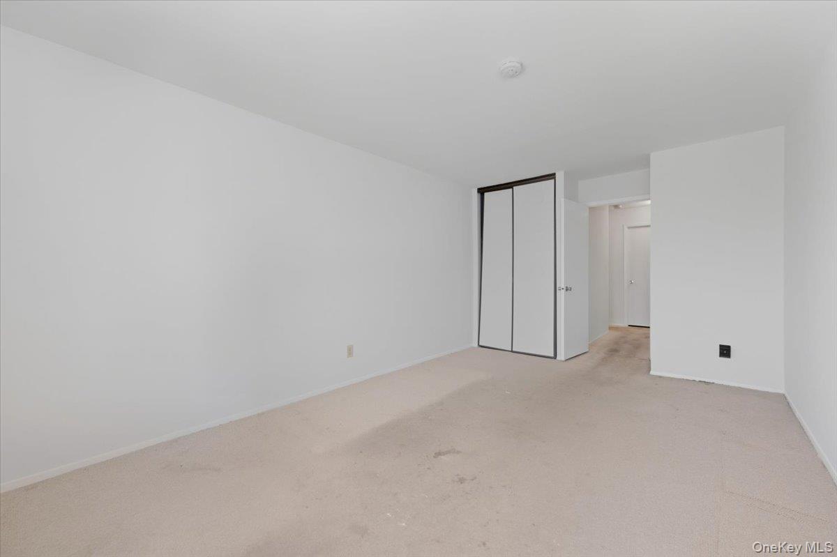 #14 photo, 99 S Park Avenue, Нассау ‖ Rockville Centre , NY 11570