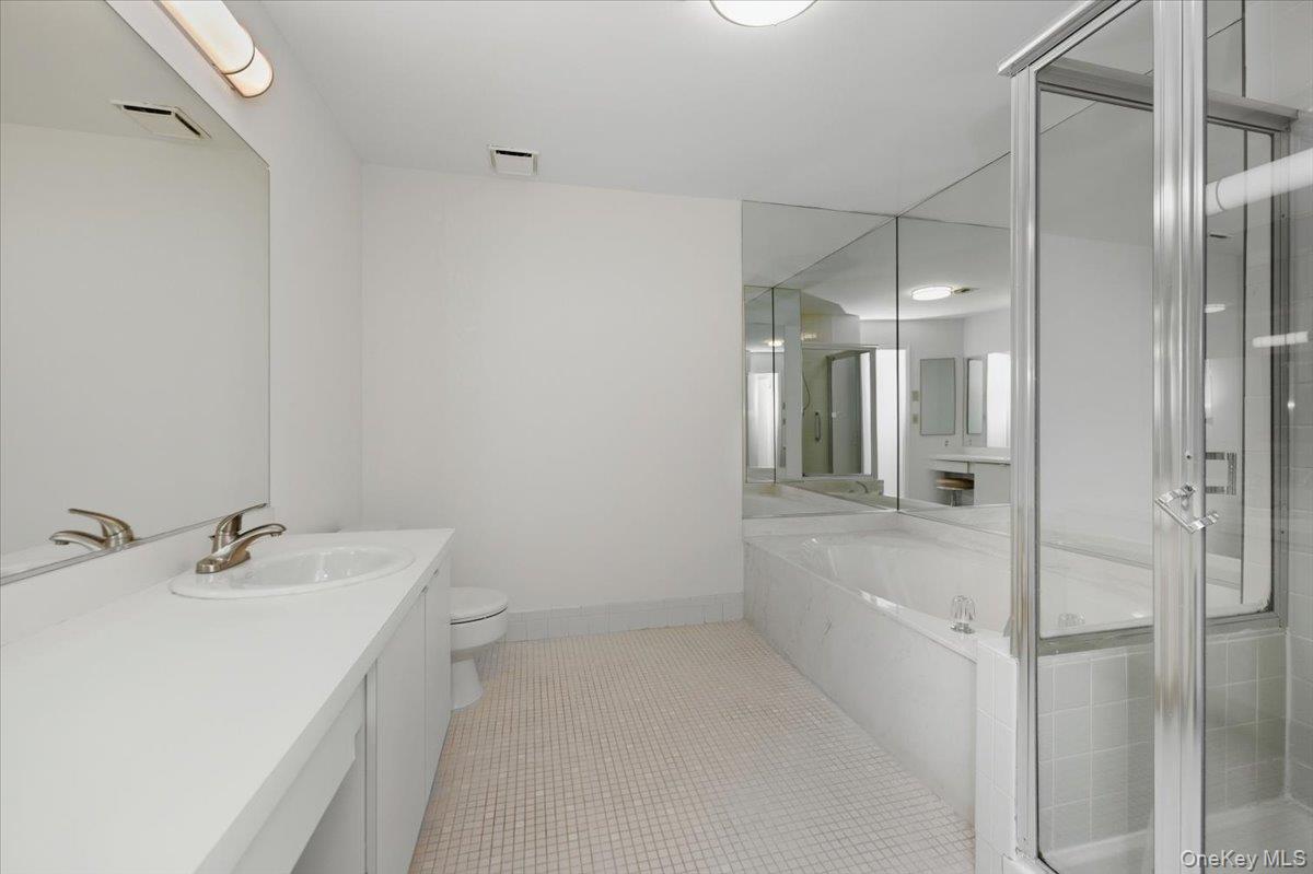 #15 photo, 99 S Park Avenue, Нассау ‖ Rockville Centre , NY 11570