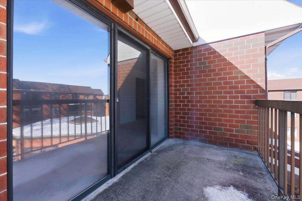 #19 photo, 99 S Park Avenue, 長島 Rockville Centre , NY 11570