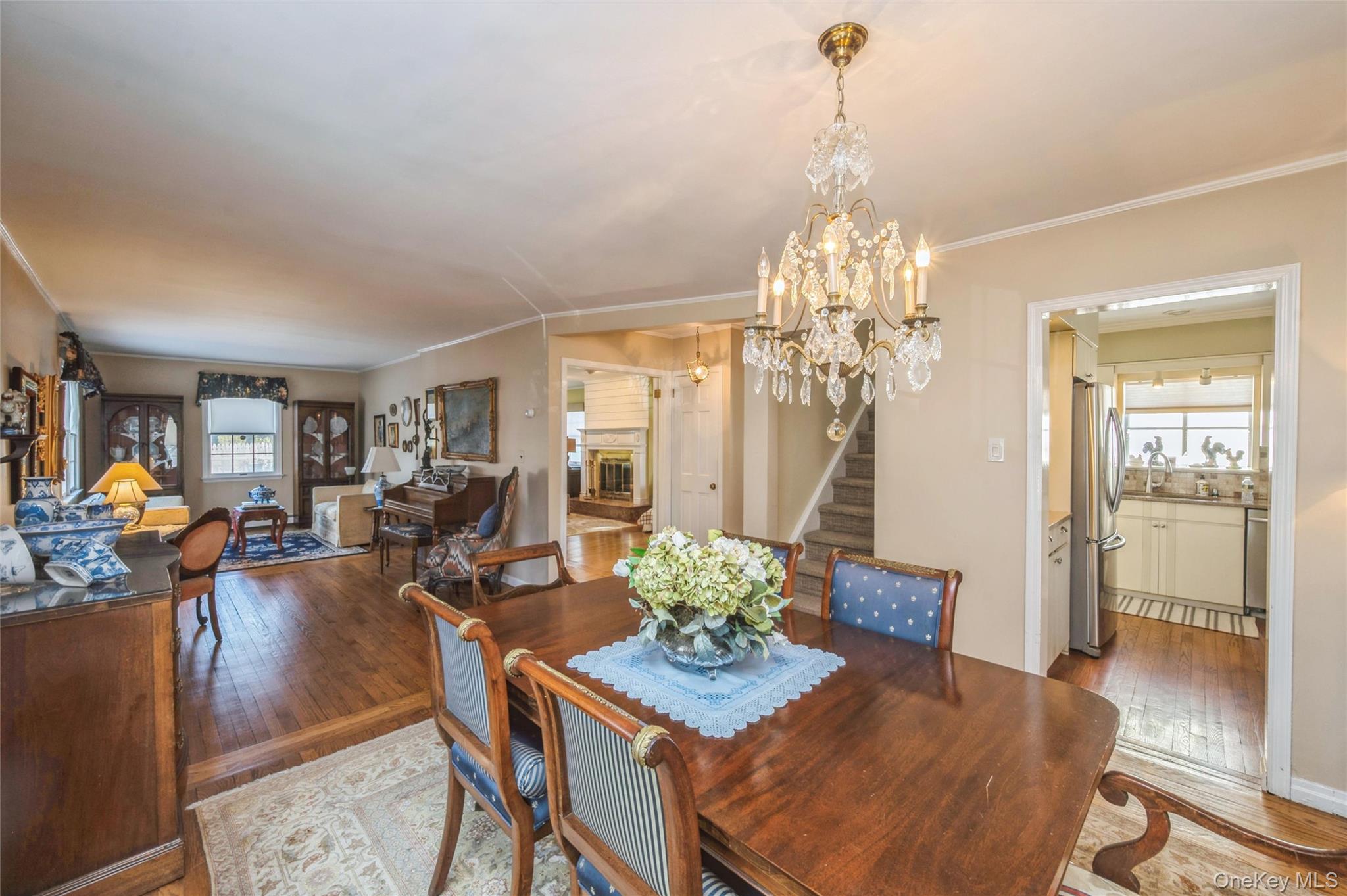 #4 photo, 191 Euston Road, Нассау ‖ Garden City South , NY 11530