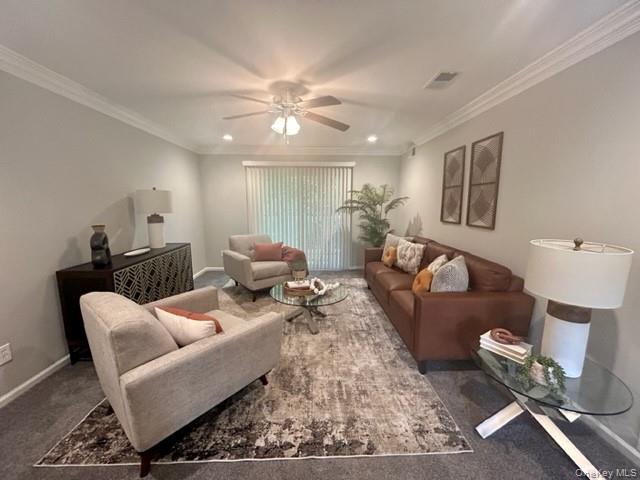 #4 photo, 1 Country Club Drive, מחוז סאפוק Coram , NY 11727