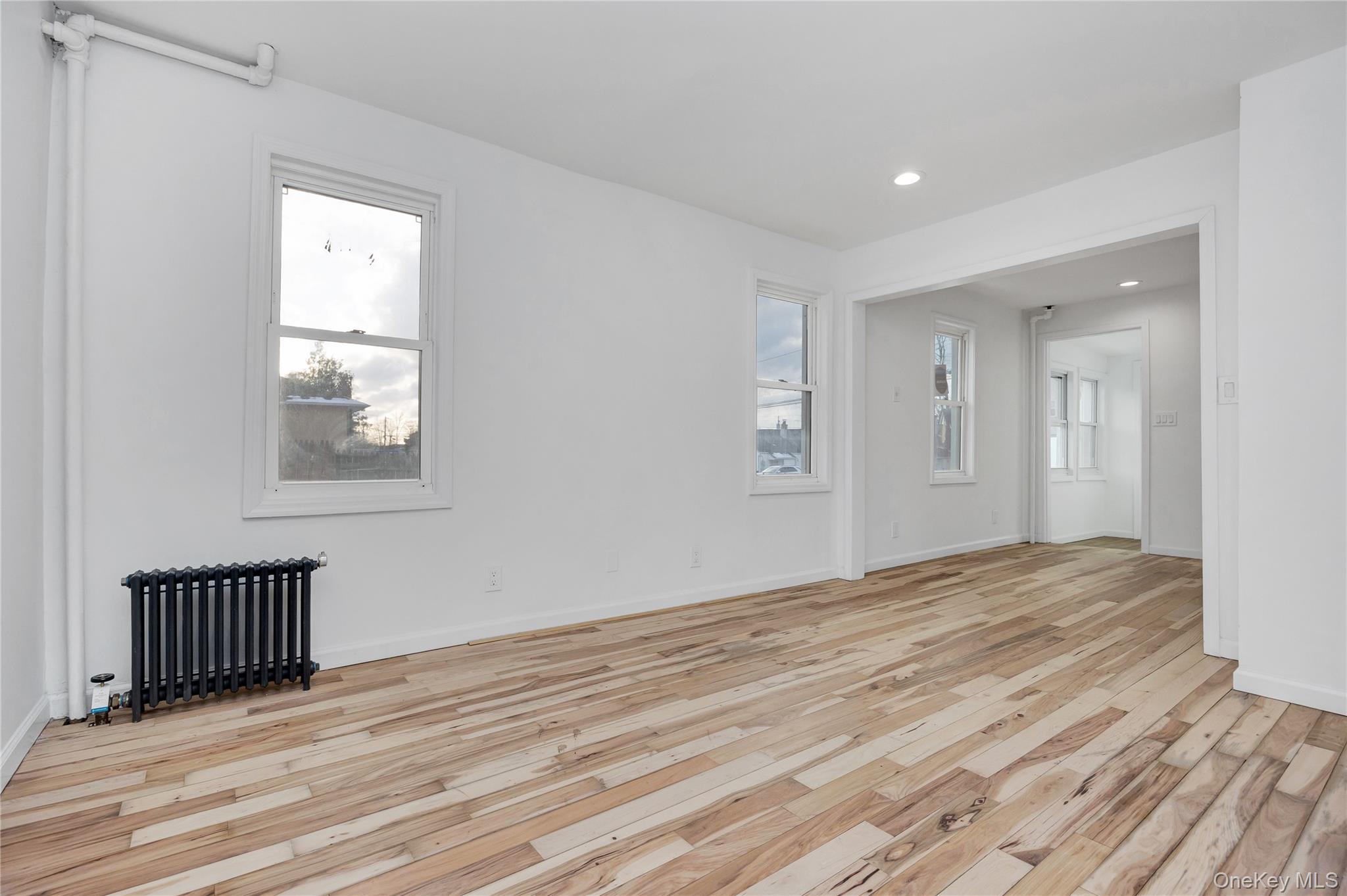 #12 photo, 296 Harvard Street, Нассау ‖ Hempstead , NY 11550