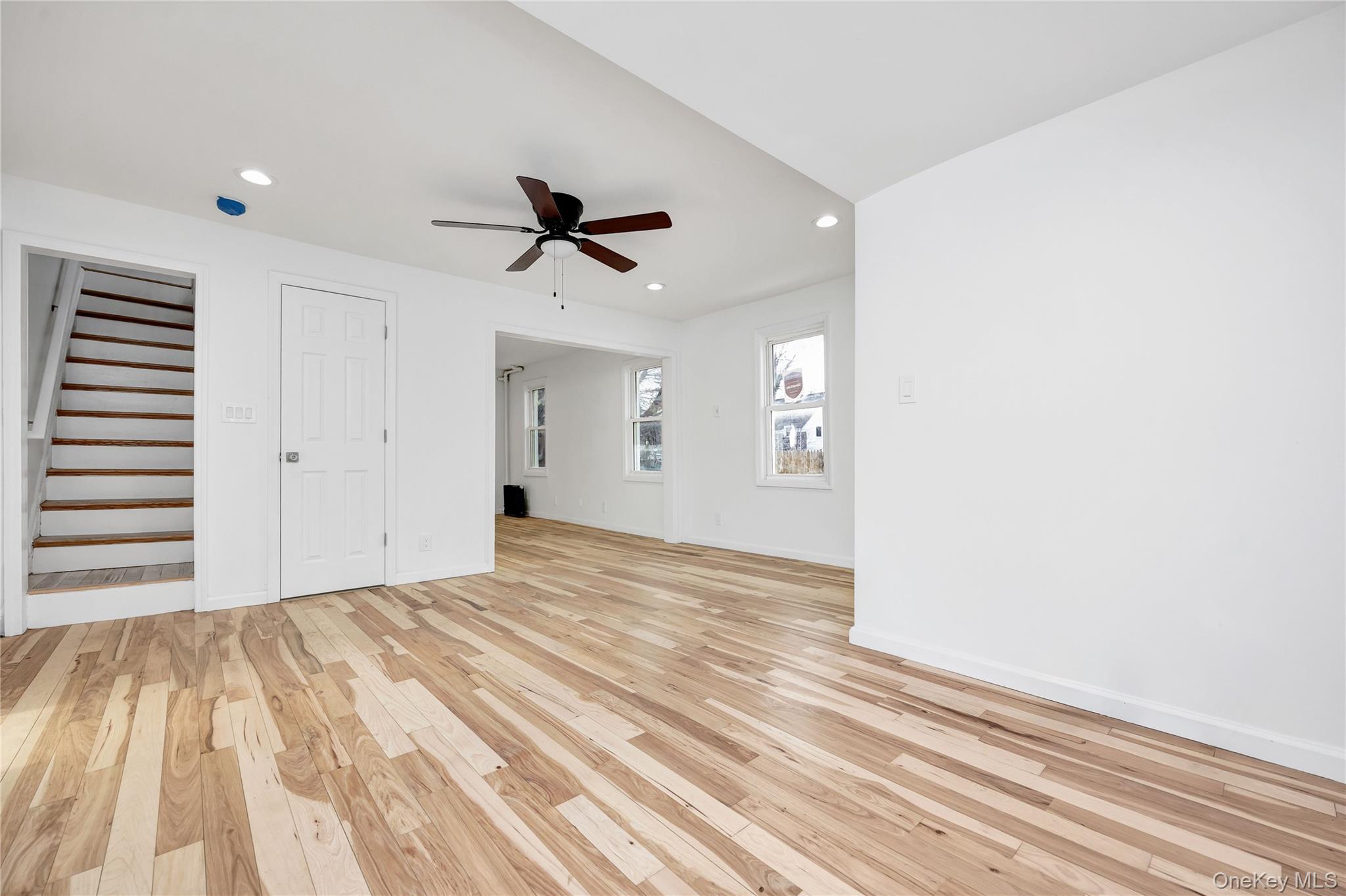 #9 photo, 296 Harvard Street, Нассау ‖ Hempstead , NY 11550