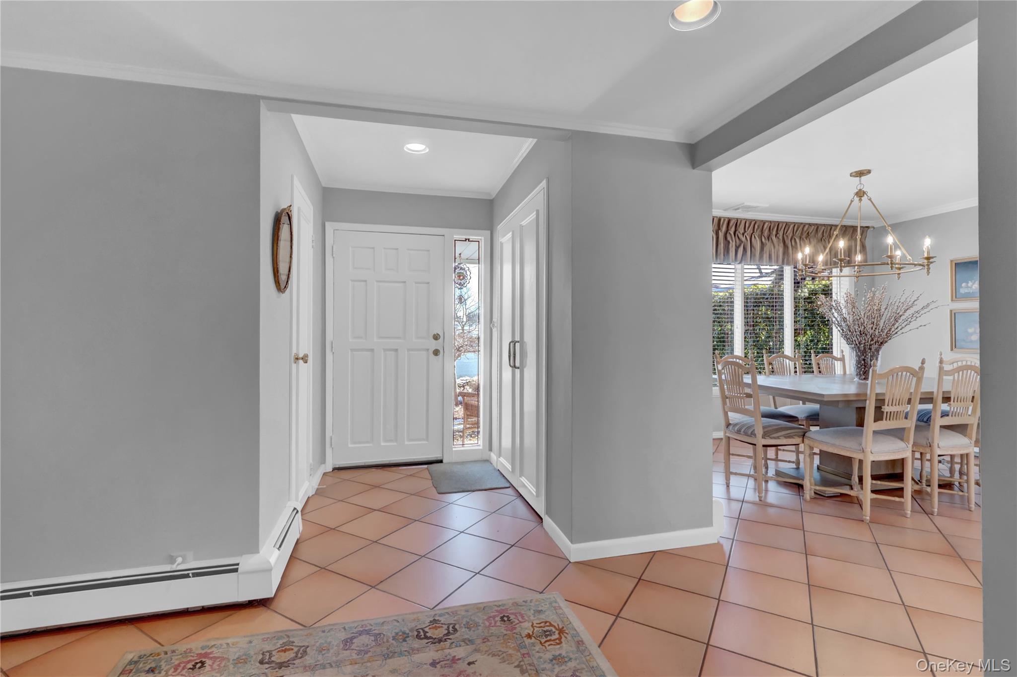 #2 photo, 1993 Lowell Lane, Нассау ‖ Merrick , NY 11566