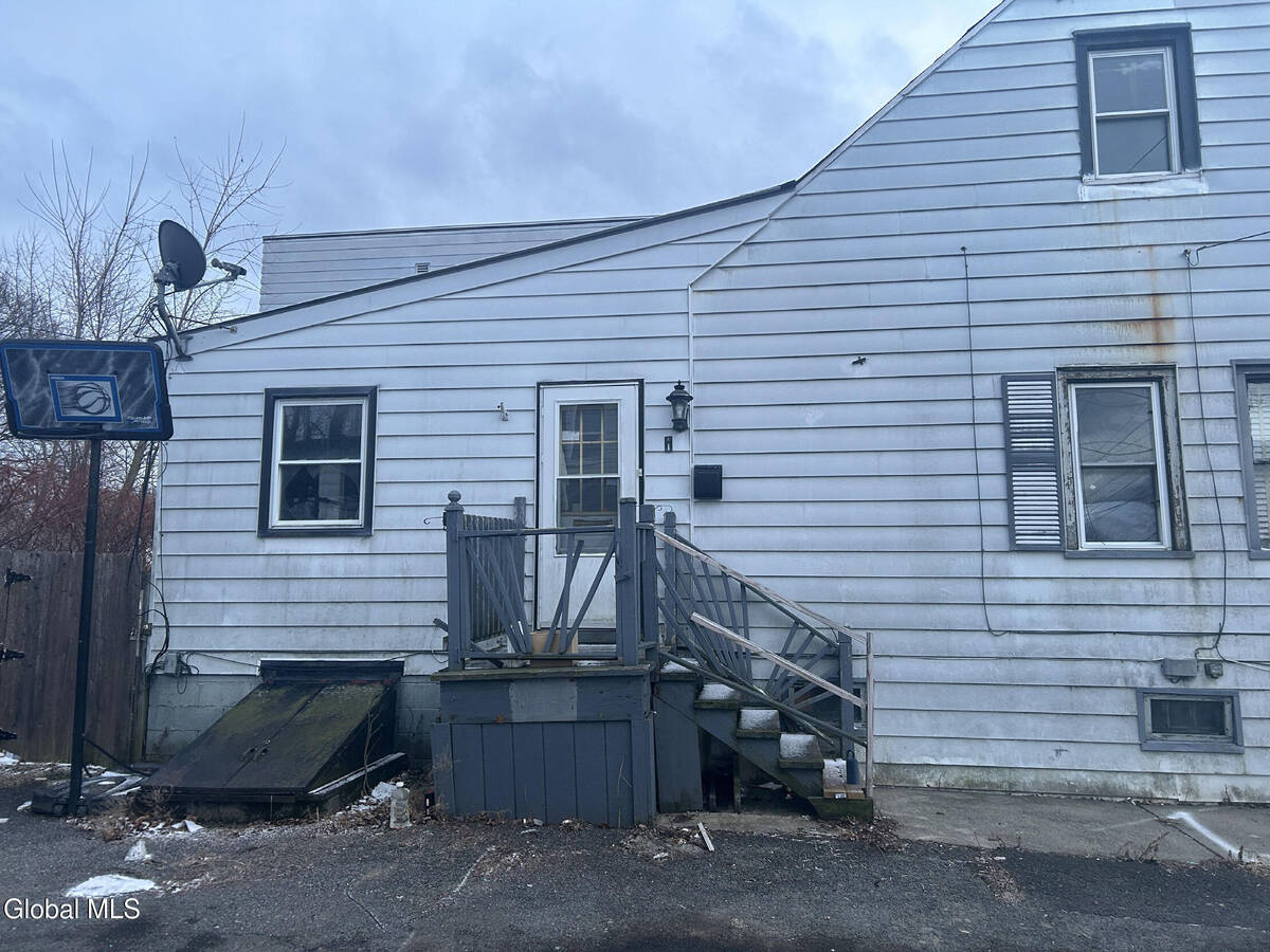 #3 photo, 9 O Connell Street, Albany , NY 12209