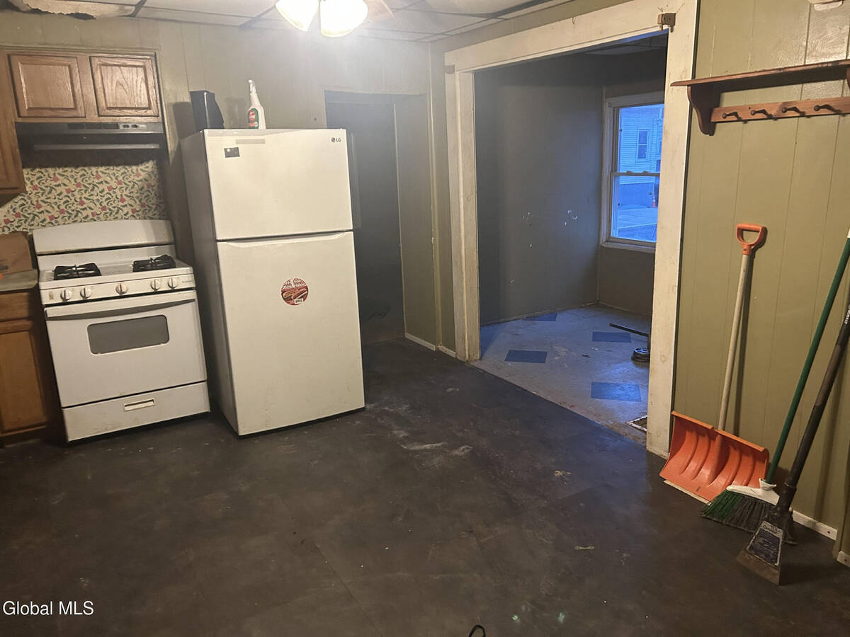 #5 photo, 9 O Connell Street, Albany , NY 12209