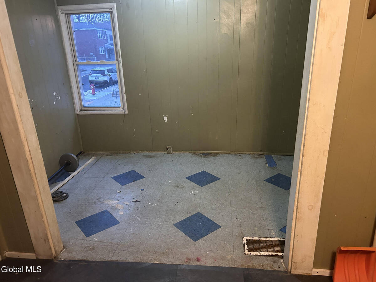 #7 photo, 9 O Connell Street, Albany , NY 12209