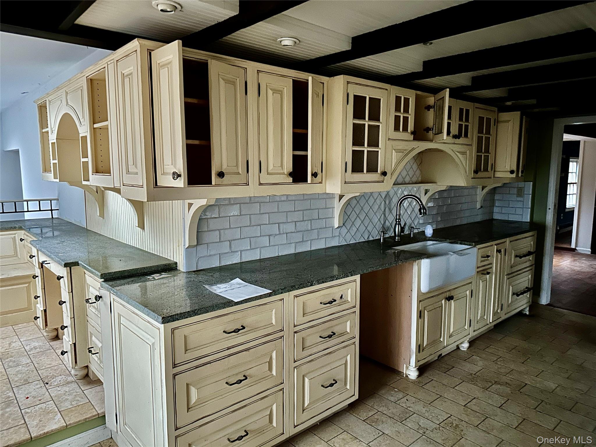 #13 photo, 398 Illington Road, Ossining , NY 10562