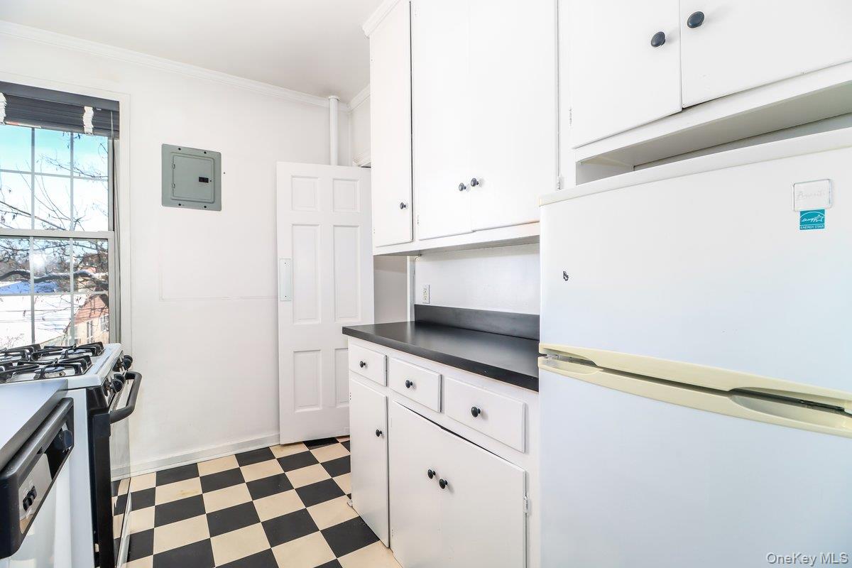 #20 photo, 1 Midland Gardens, הברונקס Bronxville , NY 10708