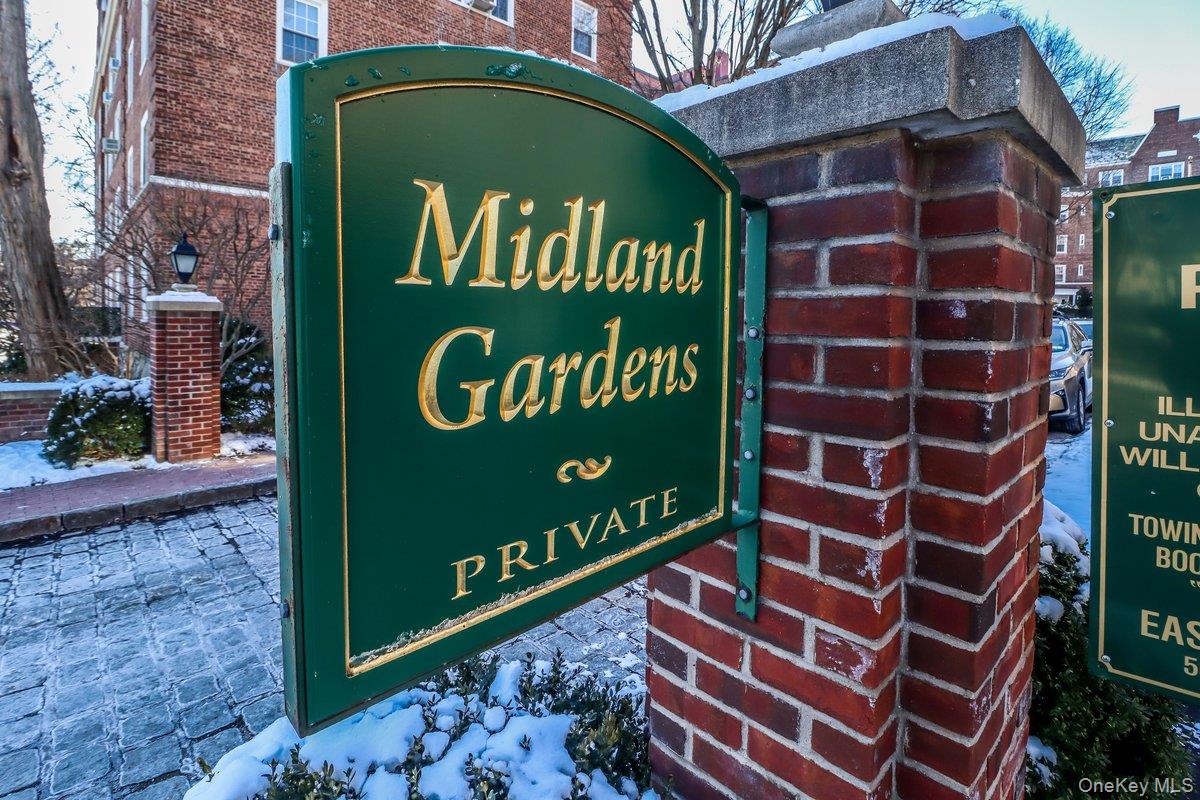 #3 photo, 1 Midland Gardens, הברונקס Bronxville , NY 10708