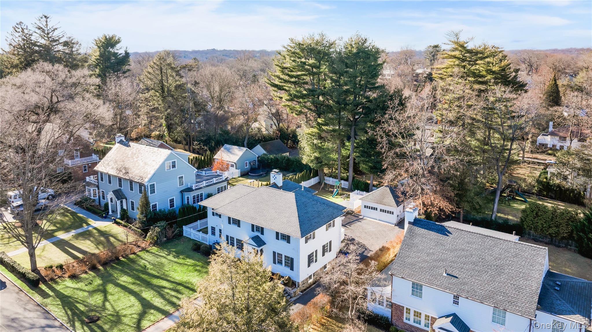 #2 photo, 7 Putnam Road, Scarsdale , NY 10583