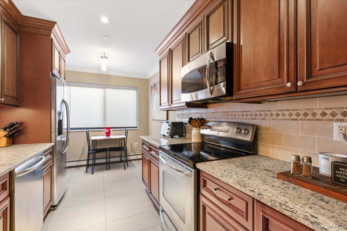 #7 photo, 50 Dekalb Avenue, White Plains , NY 10605