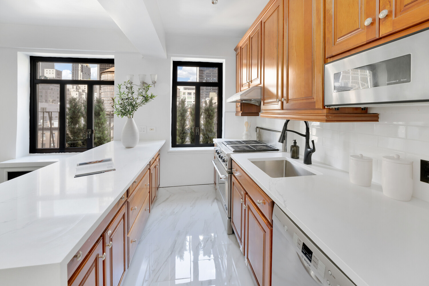 #10 photo, 25 W 54TH Street, 曼哈顿 中城西区 Midtown , NY 10019