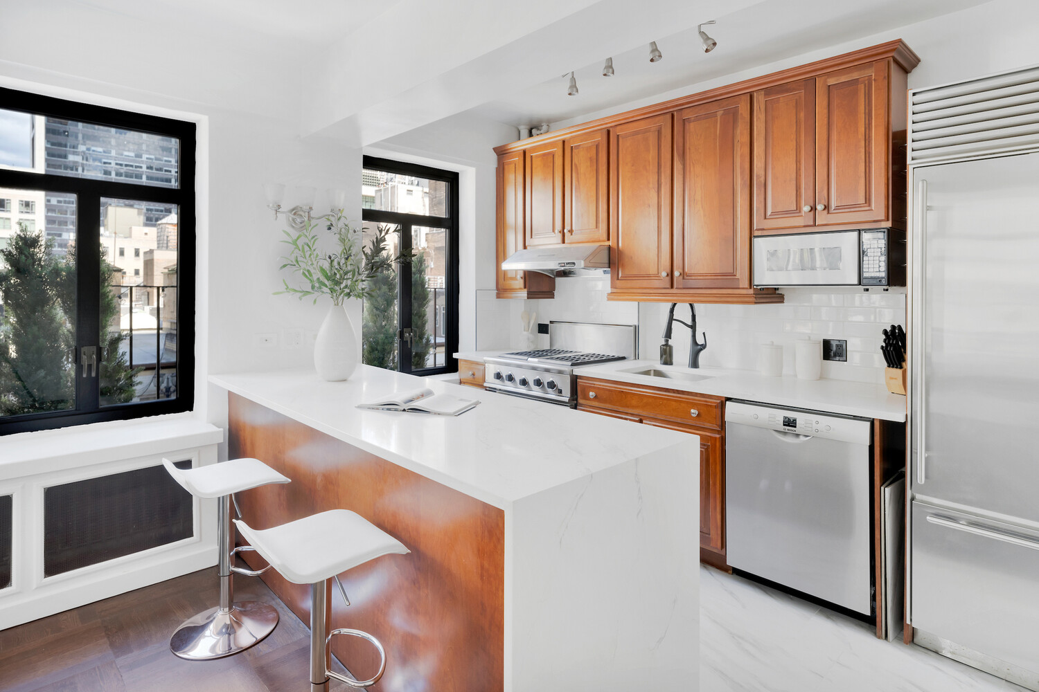 #9 photo, 25 W 54TH Street, 曼哈顿 中城西区 Midtown , NY 10019