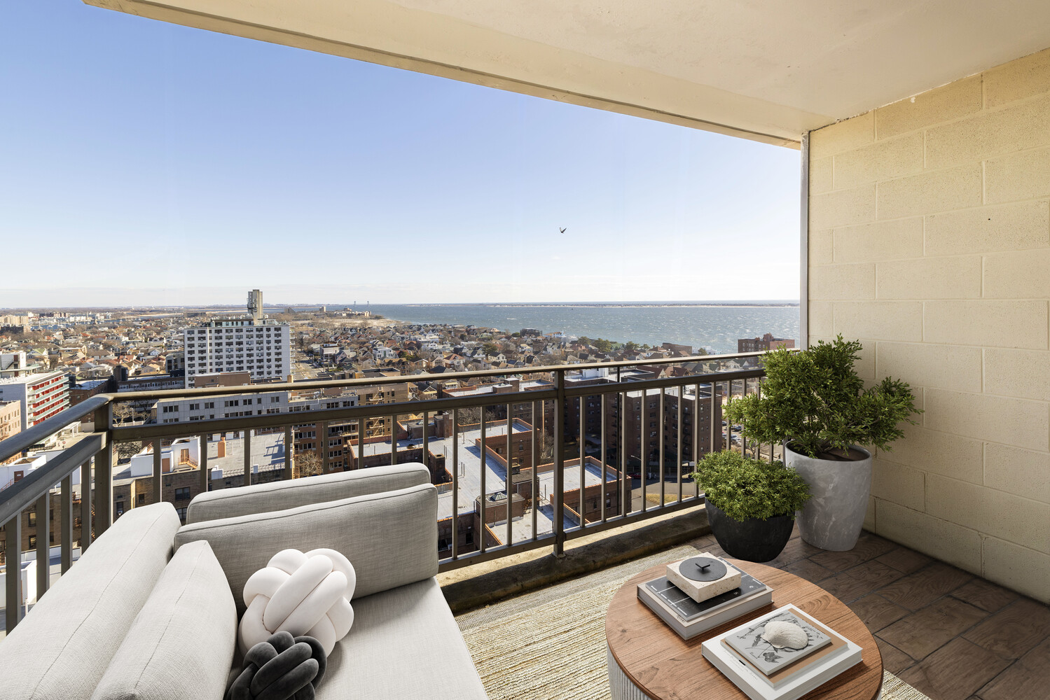 #6 photo, 35 SEACOAST Terrace, Бруклин ‖ Brighton Beach , NY 11235