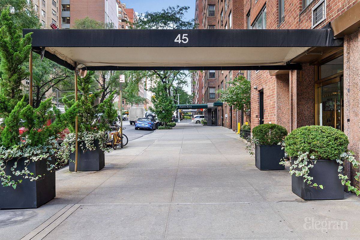 #15 photo, 45 E End Avenue, मैनहटन Upper East Side , NY 10028