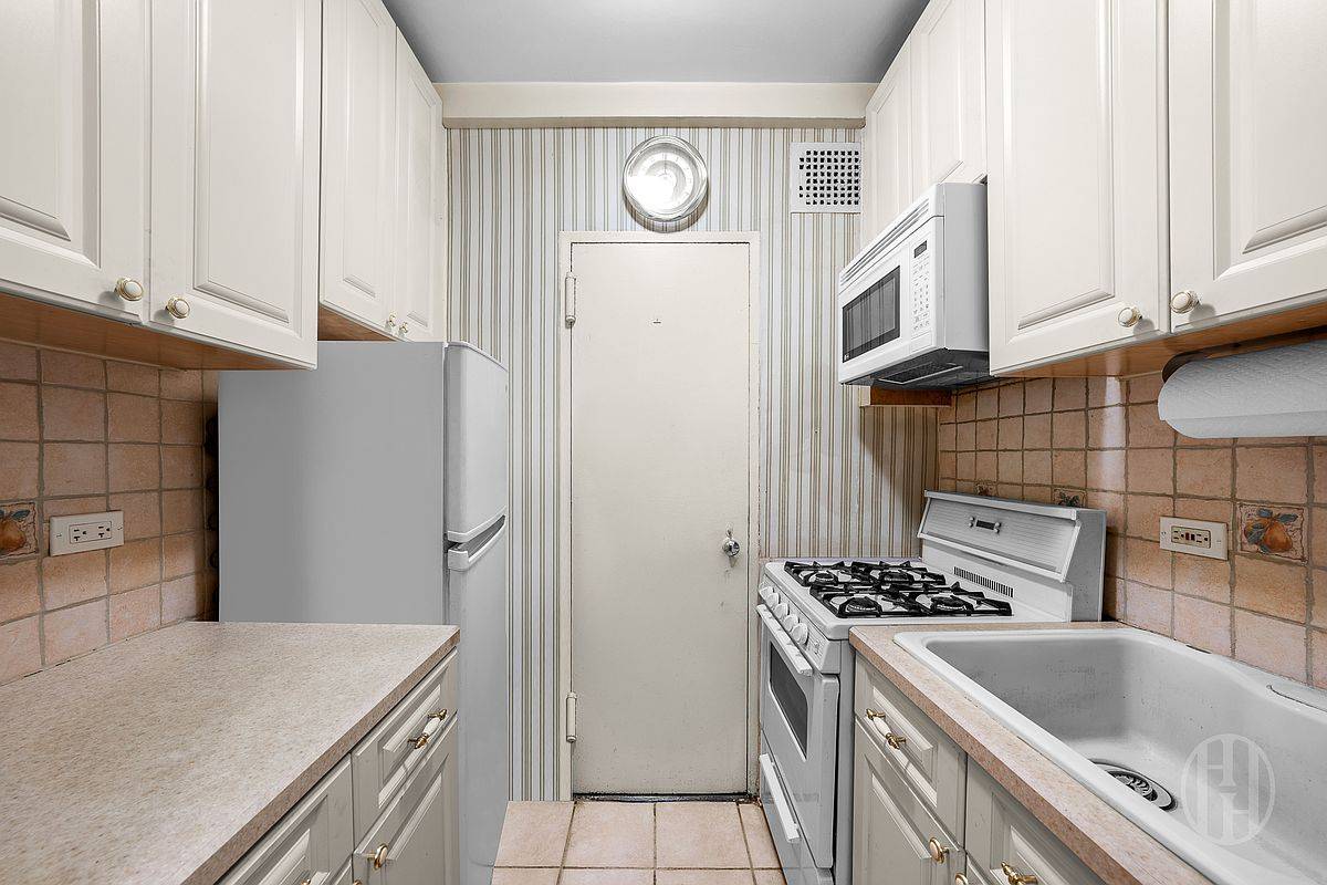 #7 photo, 45 E End Avenue, मैनहटन Upper East Side , NY 10028