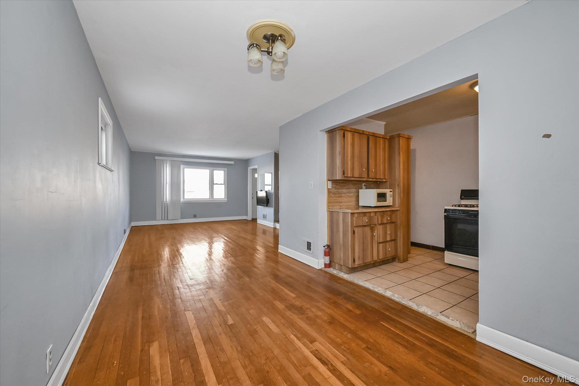 #4 photo, 47-02 Francis Lewis Boulevard, Bayside , NY 11361