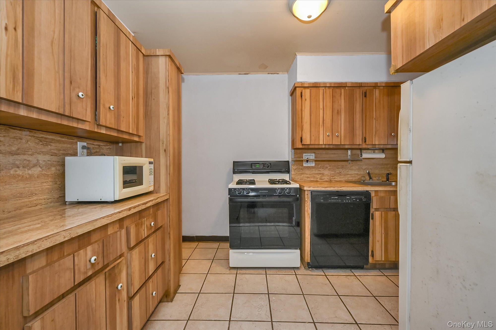 #6 photo, 47-02 Francis Lewis Boulevard, Bayside , NY 11361