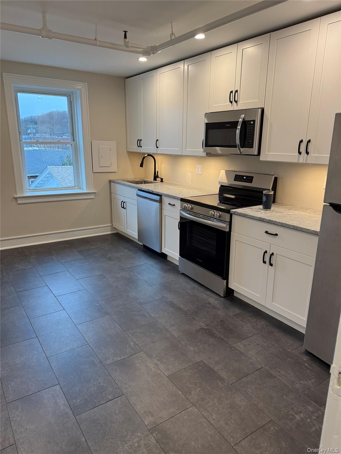 #1 photo, 127 South Street, Oyster Bay , NY 11771