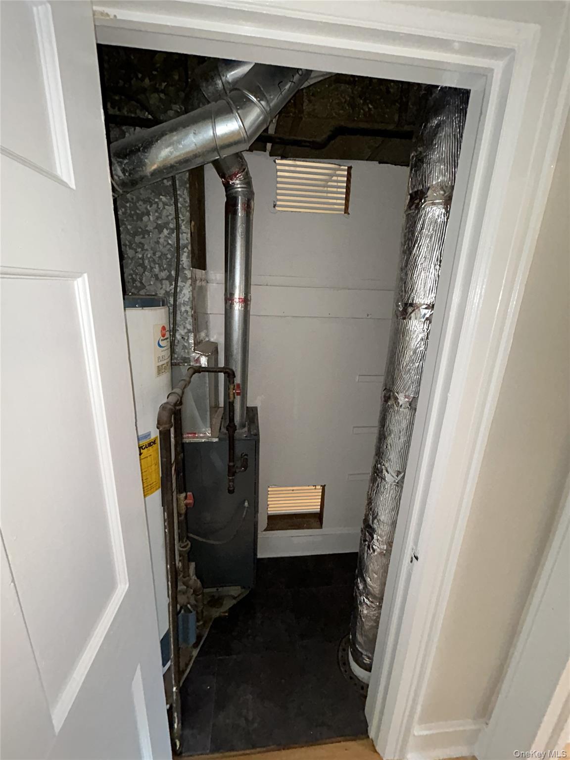 #9 photo, 127 South Street, Oyster Bay , NY 11771