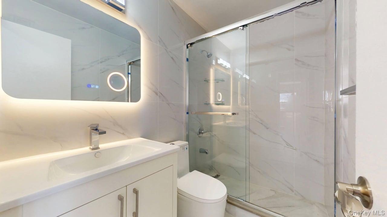 #18 photo, 110-41 62nd Drive, कुईंस Forest Hills , NY 11375