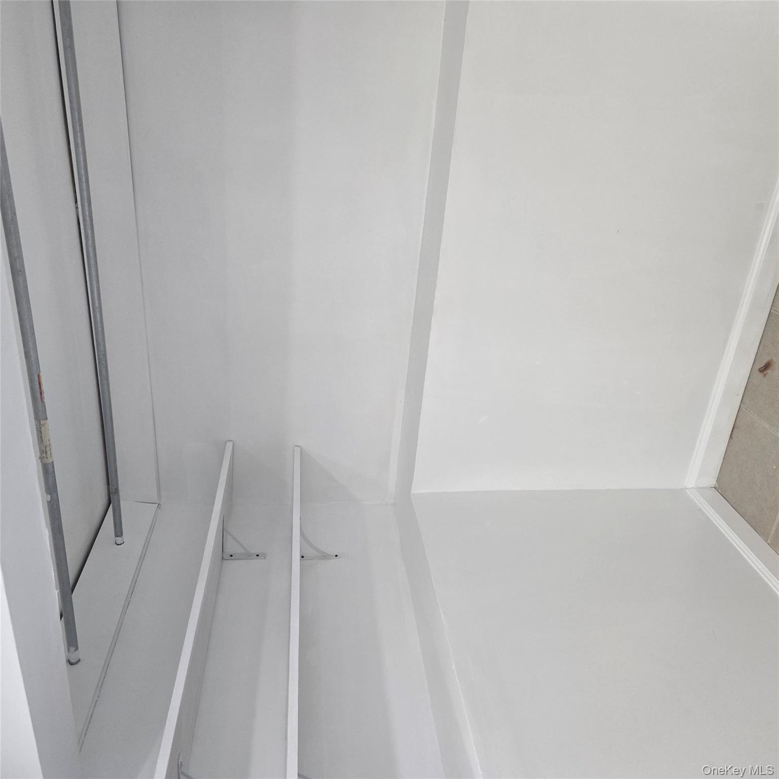 #13 photo, 182-19 147th Avenue, Springfield Gardens , NY 11413