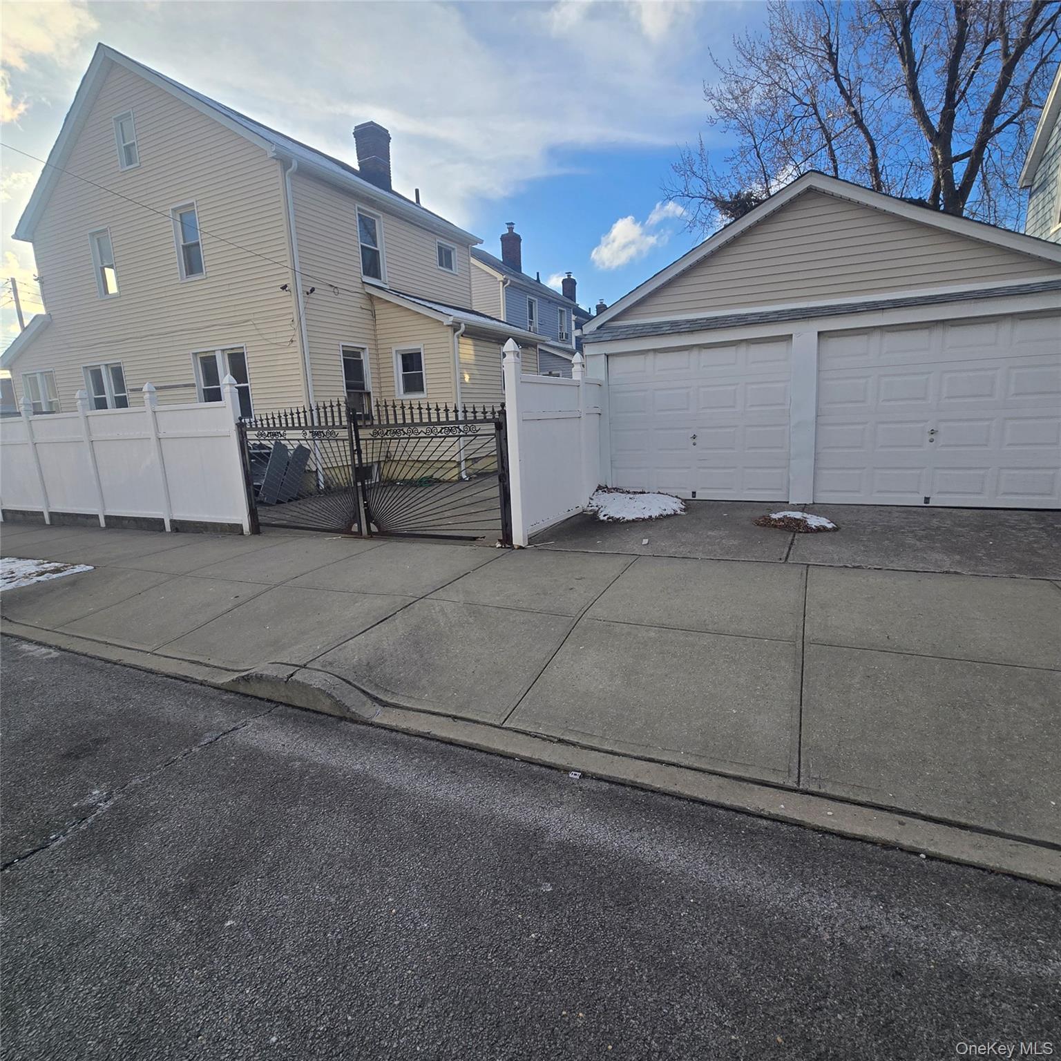 #15 photo, 182-19 147th Avenue, Springfield Gardens , NY 11413