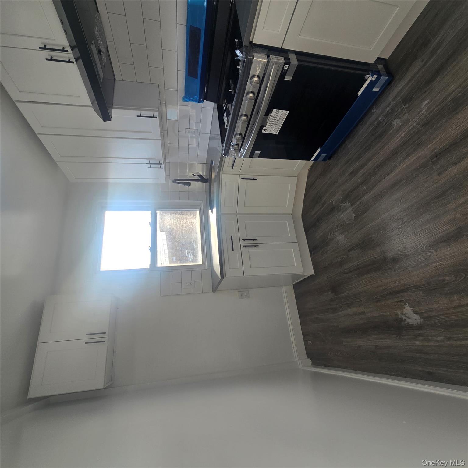 #1 photo, 182-19 147th Avenue, कुईंस Springfield Gardens , NY 11413